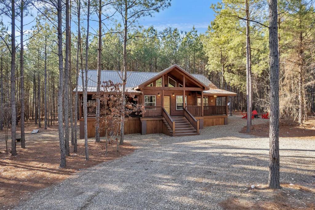 Large Luxury 2Br Cabin W Hot Tub Double Trouble Was Designed For Fun Comfort And Memories Minutes From Buzzling Hochatown And Beautiful Beaver Bend State Park Broken Bow Bagian luar foto