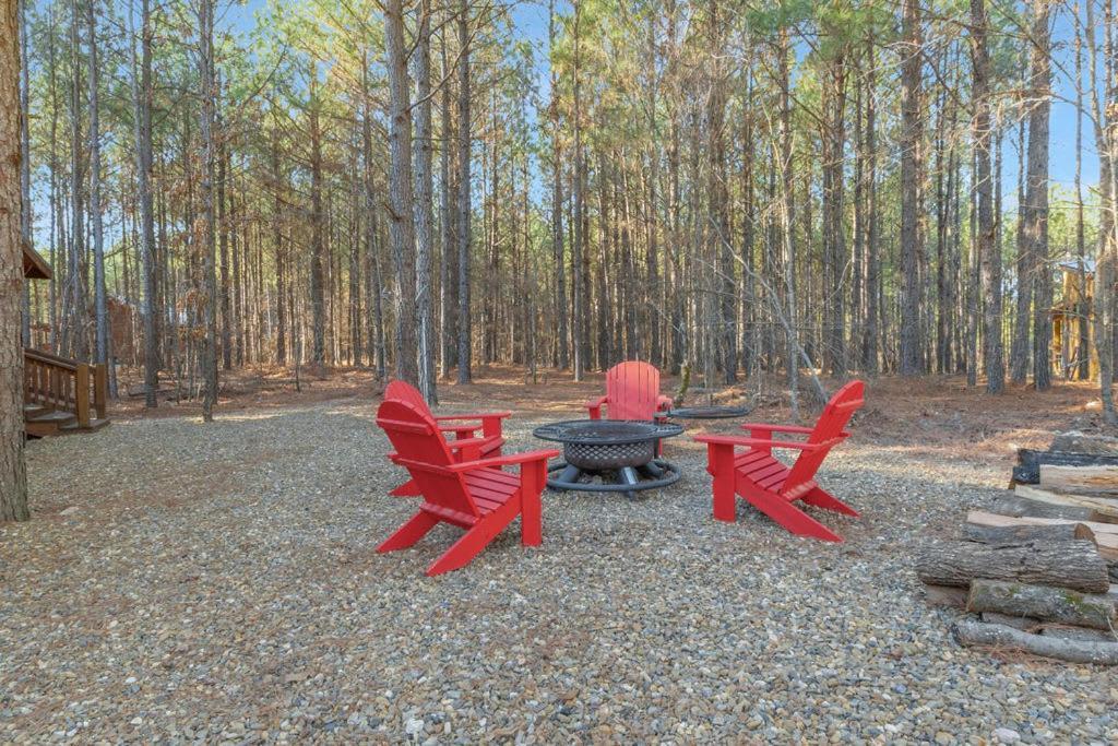 Large Luxury 2Br Cabin W Hot Tub Double Trouble Was Designed For Fun Comfort And Memories Minutes From Buzzling Hochatown And Beautiful Beaver Bend State Park Broken Bow Bagian luar foto