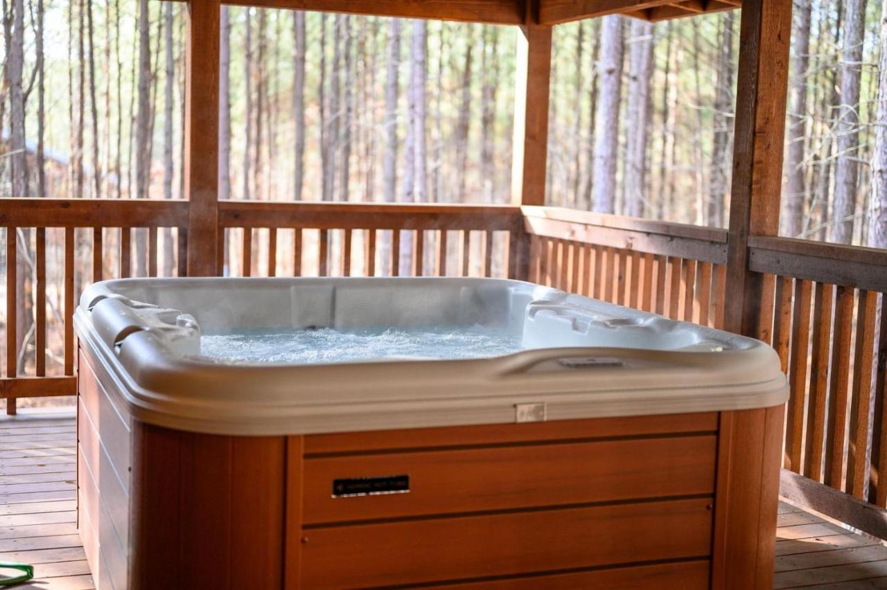 Large Luxury 2Br Cabin W Hot Tub Double Trouble Was Designed For Fun Comfort And Memories Minutes From Buzzling Hochatown And Beautiful Beaver Bend State Park Broken Bow Bagian luar foto