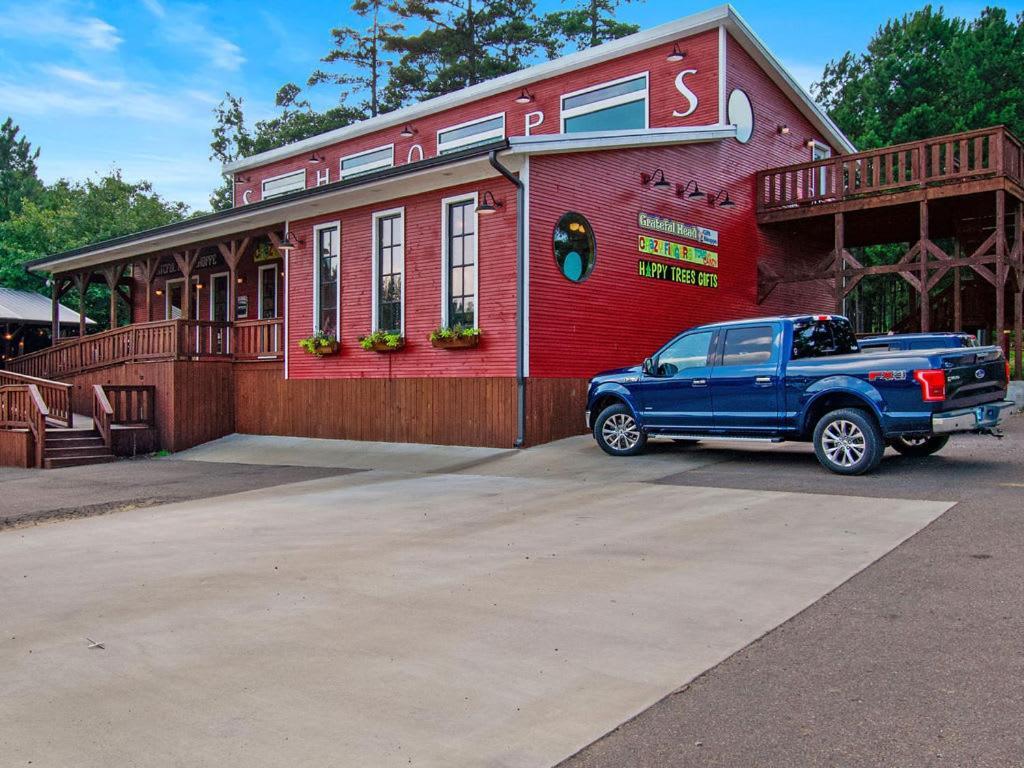 Large Luxury 2Br Cabin W Hot Tub Double Trouble Was Designed For Fun Comfort And Memories Minutes From Buzzling Hochatown And Beautiful Beaver Bend State Park Broken Bow Bagian luar foto