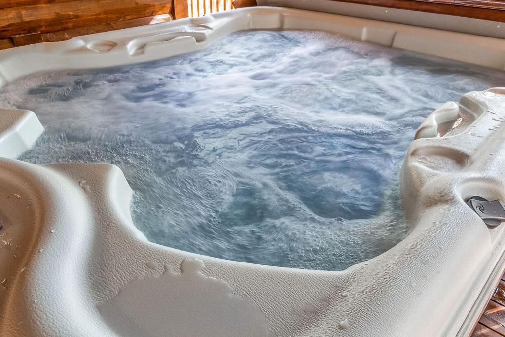 Large Luxury 2Br Cabin W Hot Tub Double Trouble Was Designed For Fun Comfort And Memories Minutes From Buzzling Hochatown And Beautiful Beaver Bend State Park Broken Bow Bagian luar foto